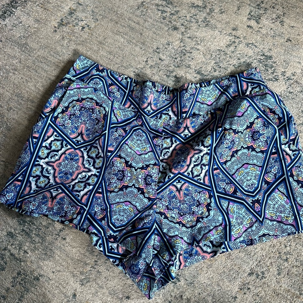 Charlotte Russe XL Blue Patterned Shorts Elastic Waist‎ Casual Summer